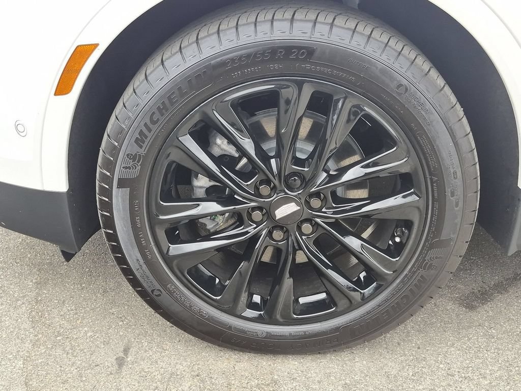 Used 2026 Cadillac XT5 Premium Luxury w/ LPO, ONYX Package FWD image 26
