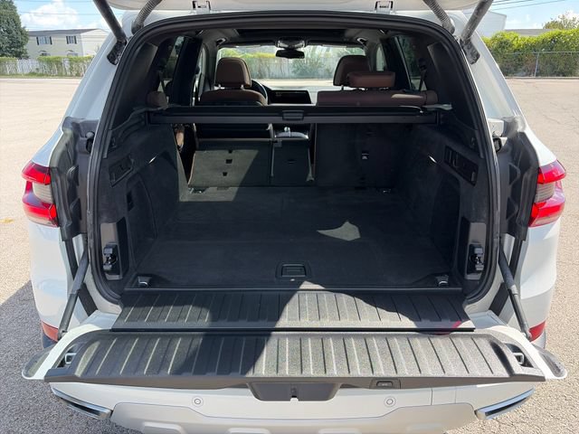 Used 2022 BMW X5 xDrive40i w/ Executive Package AWD/4WD image 47