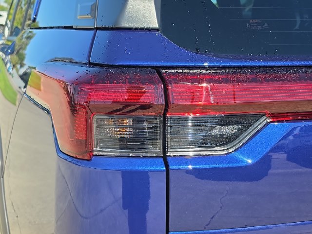 Certified 2026 Subaru Outback Touring AWD/4WD image 7