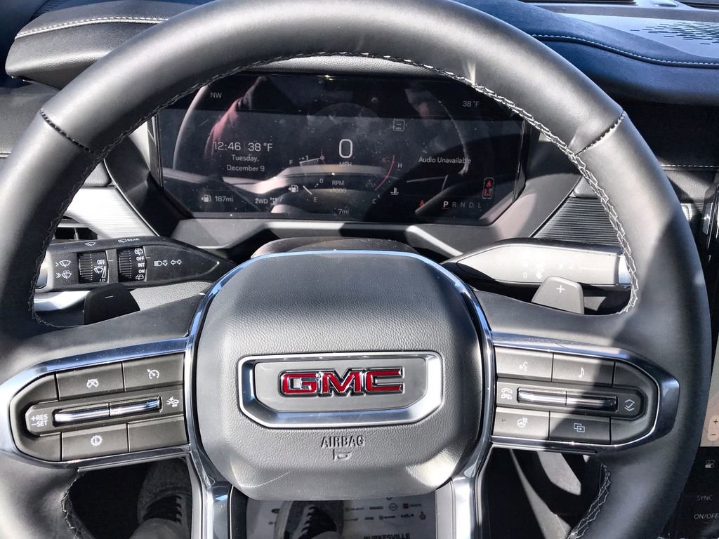 New 2026 GMC Acadia Elevation image 14