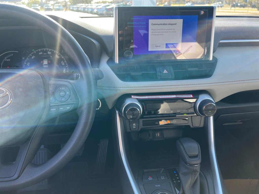 New 2025 Toyota RAV4 XLE image 17