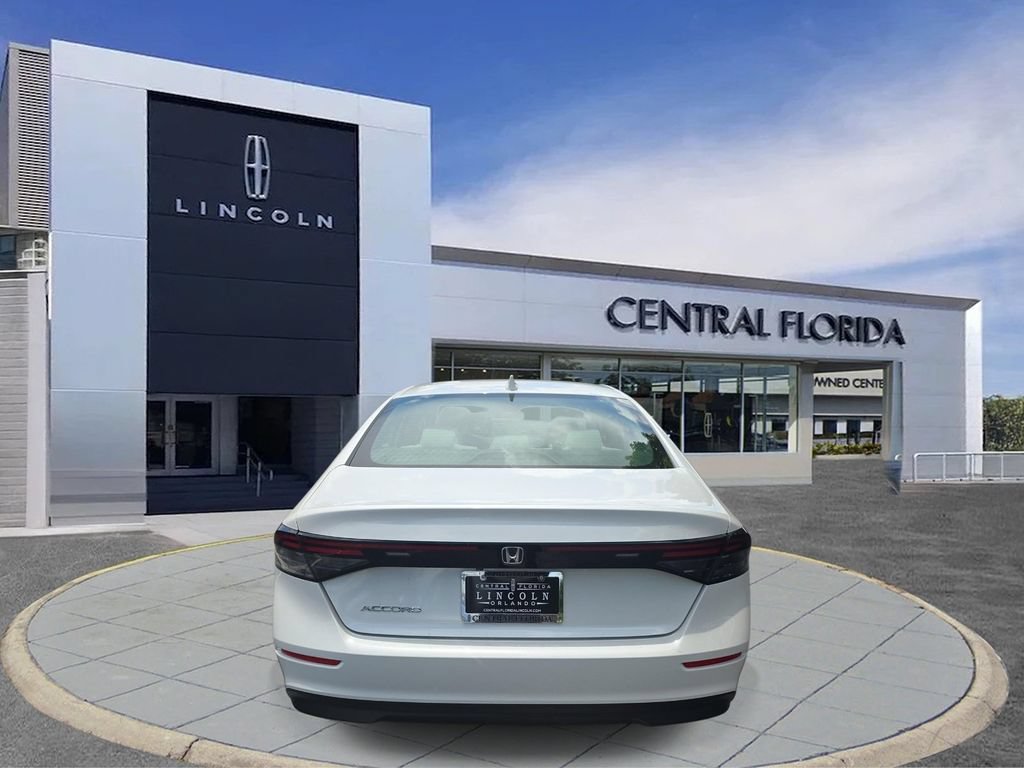 Used 2023 Honda Accord EX image 4