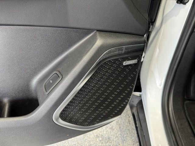 Used 2025 Buick Enclave Preferred FWD image 7