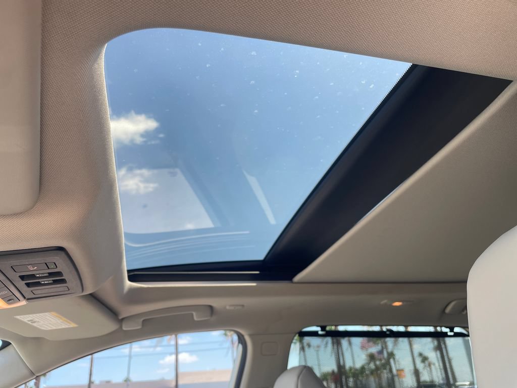 Certified 2023 Nissan Rogue SV w/ SV Premium B Package FWD image 21