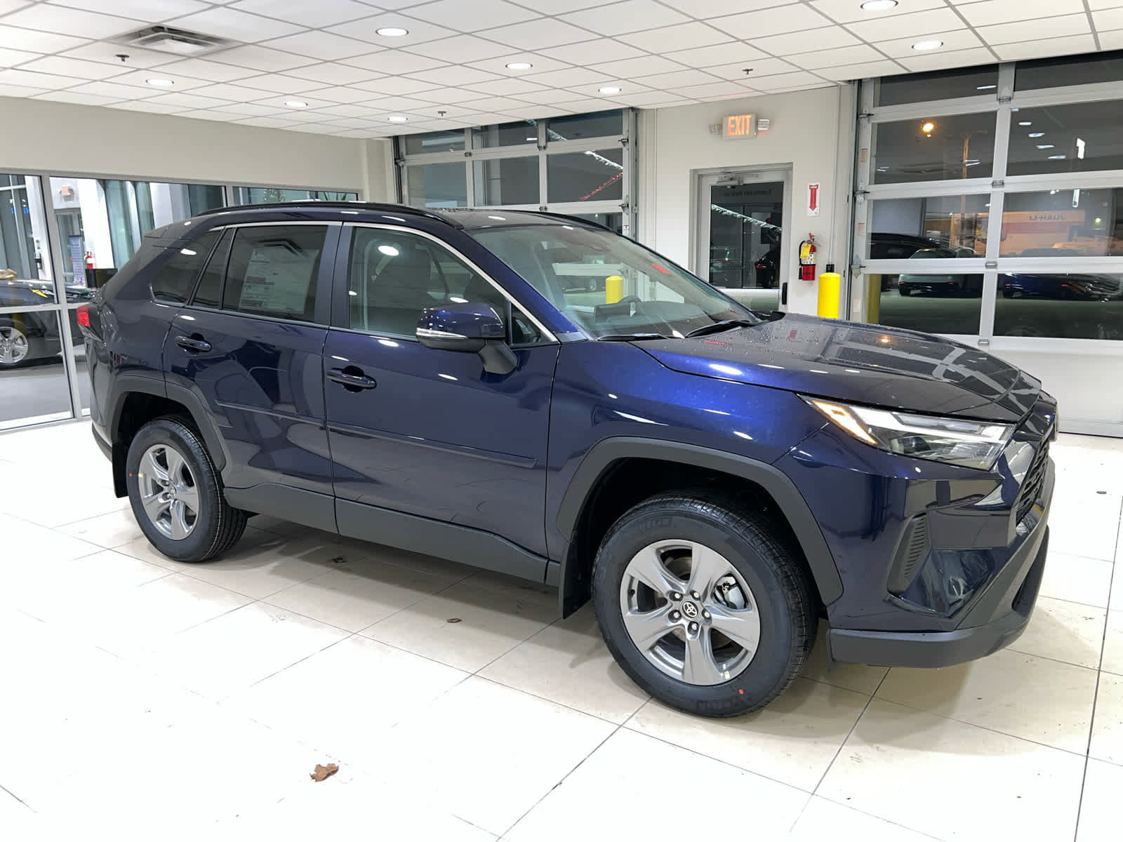 New 2025 Toyota RAV4 XLE w/ Convenience Package image 1