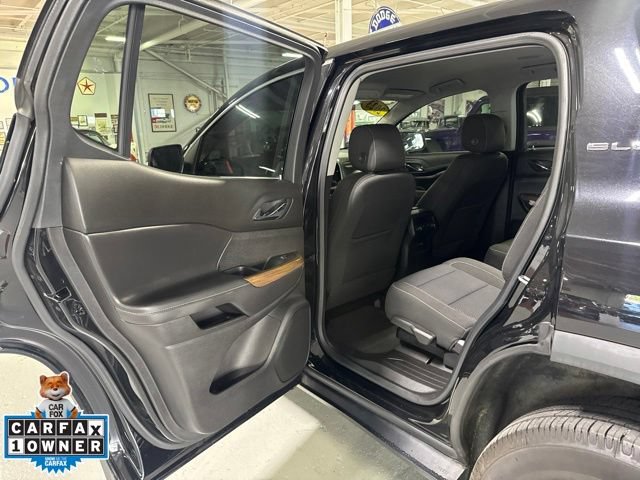 Used 2023 GMC Acadia SLE AWD/4WD image 29
