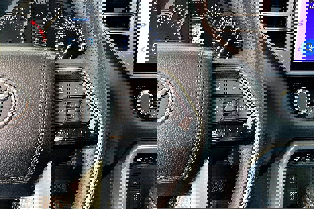 Used 2023 Toyota Tundra Limited image 22