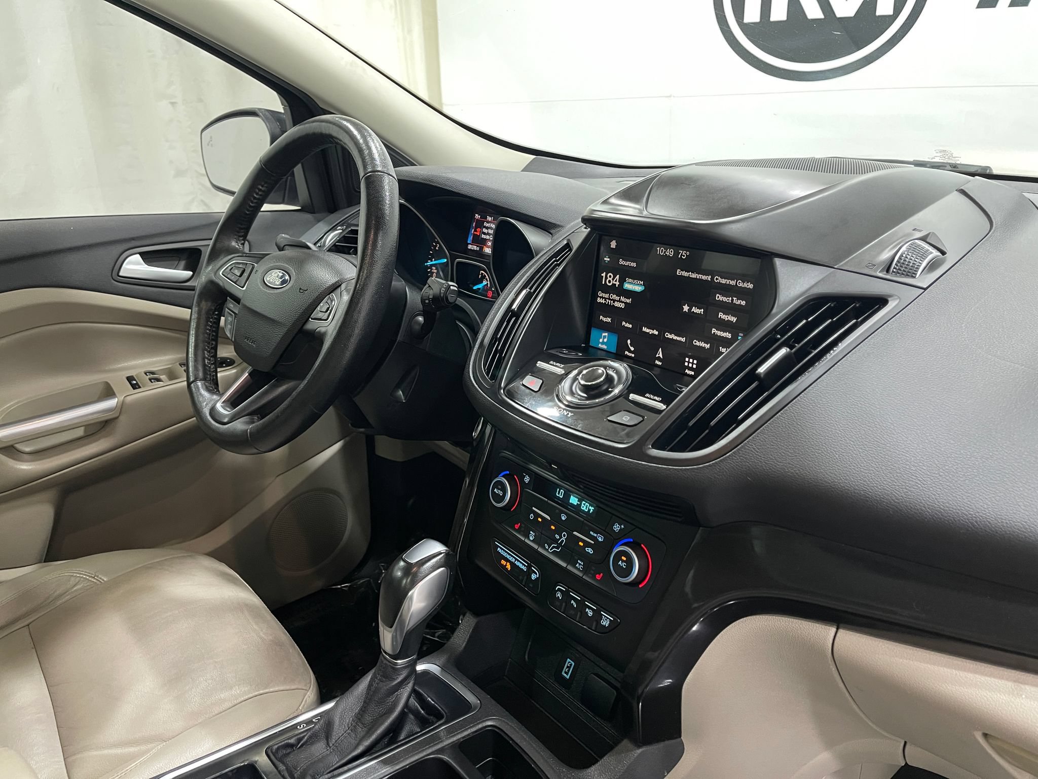 Used 2019 Ford Escape Titanium FWD image 20