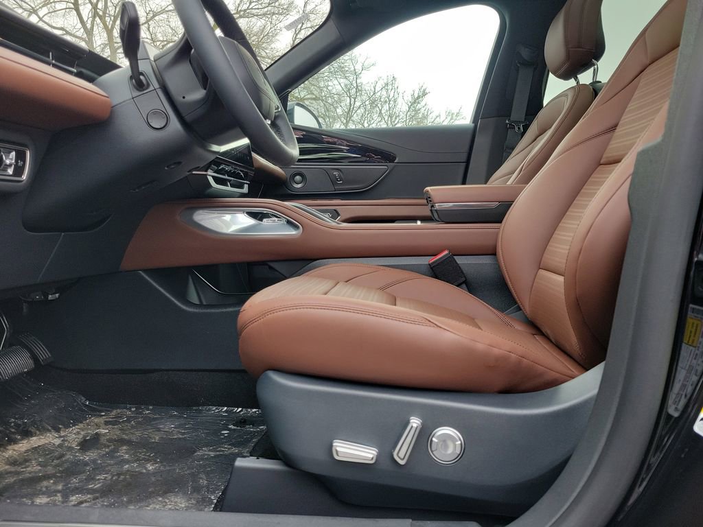 New 2026 Lincoln Nautilus Reserve image 17