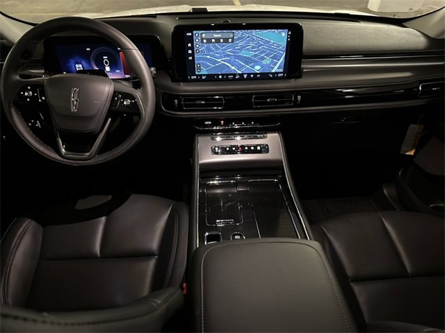 Used 2025 Lincoln Aviator AWD w/ Equipment Group 101A image 21