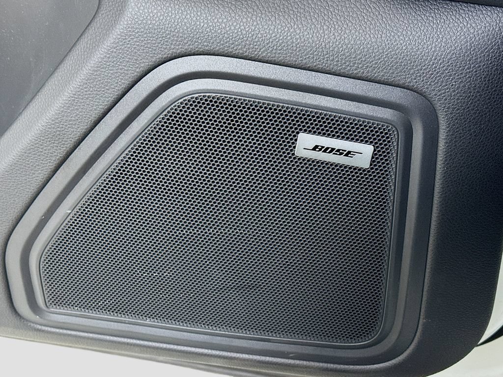 Certified 2022 Porsche Macan AWD/4WD image 21