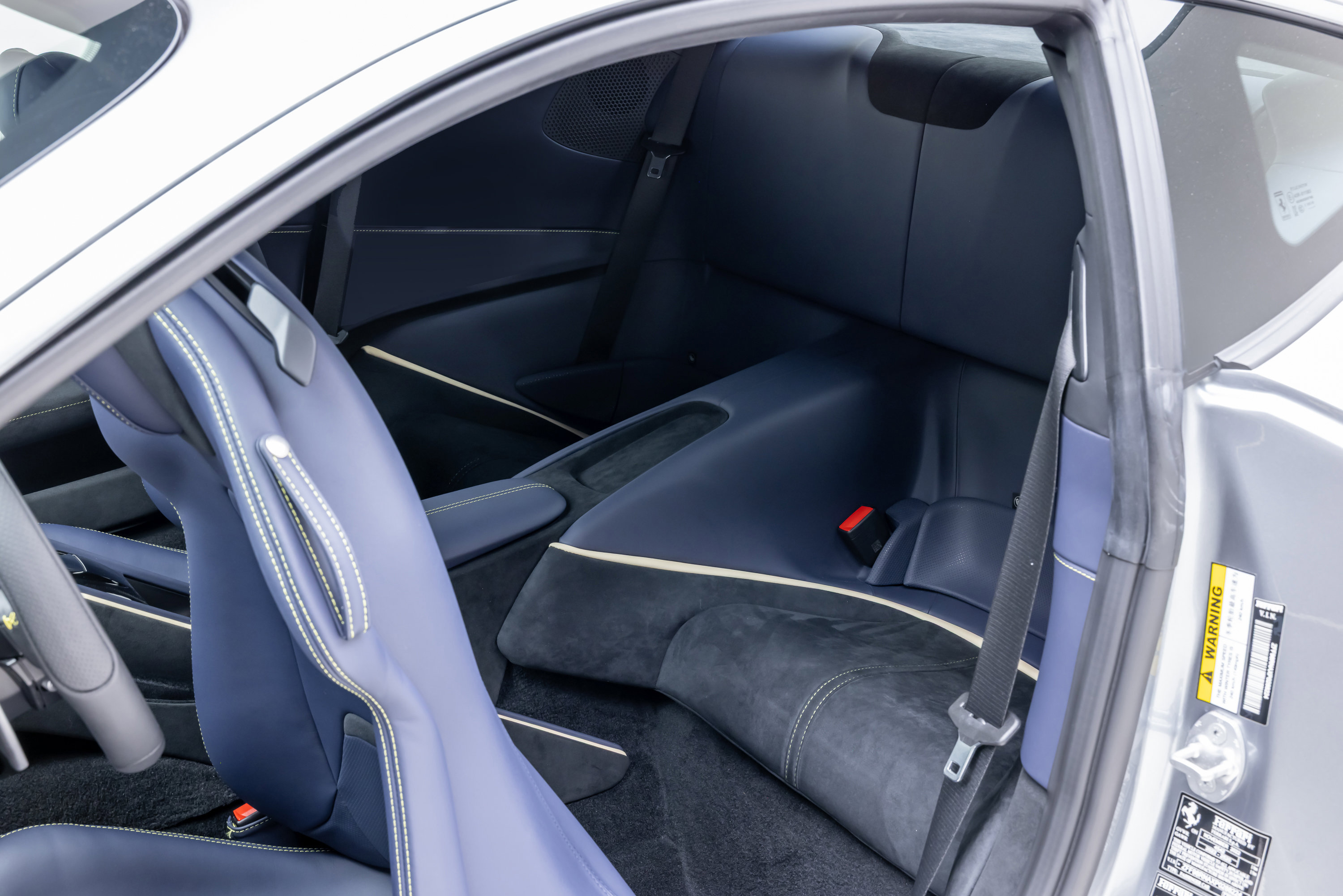 Used 2023 Ferrari Roma RWD image 35