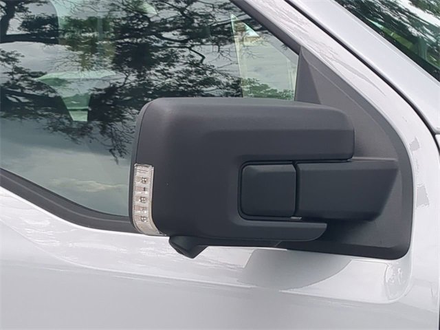 New 2025 Ford F150 Lightning XLT image 26