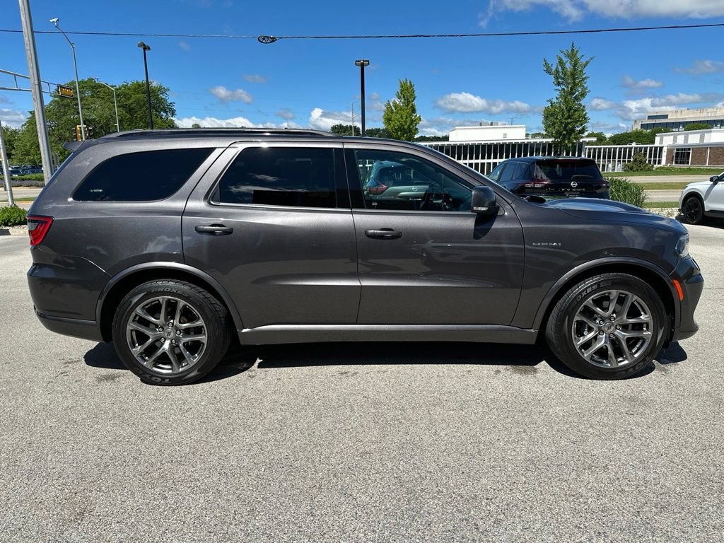 Used 2021 Dodge Durango R/T w/ Tow 'N Go Group AWD/4WD image 6
