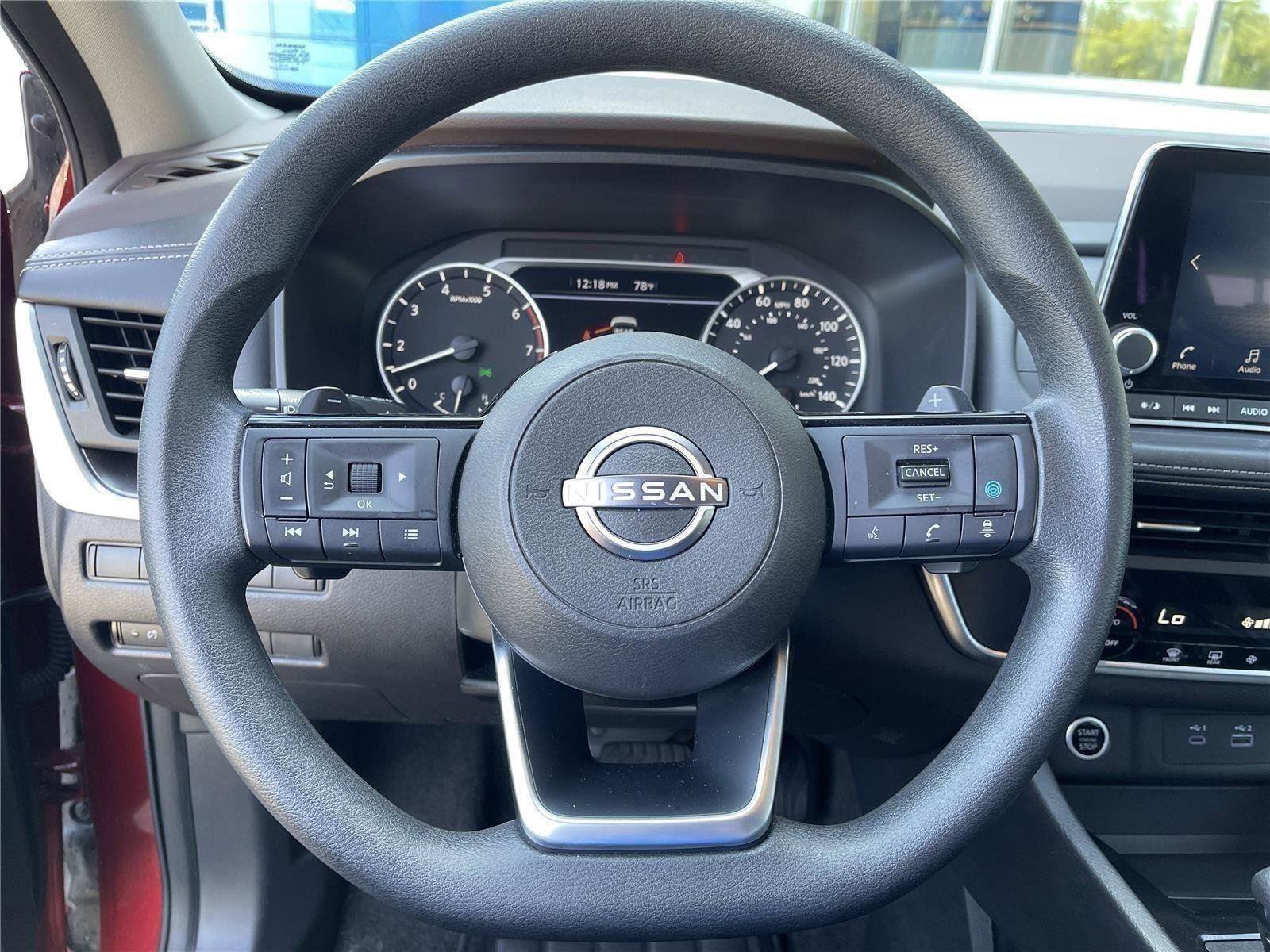 Used 2023 Nissan Rogue SV AWD/4WD image 20