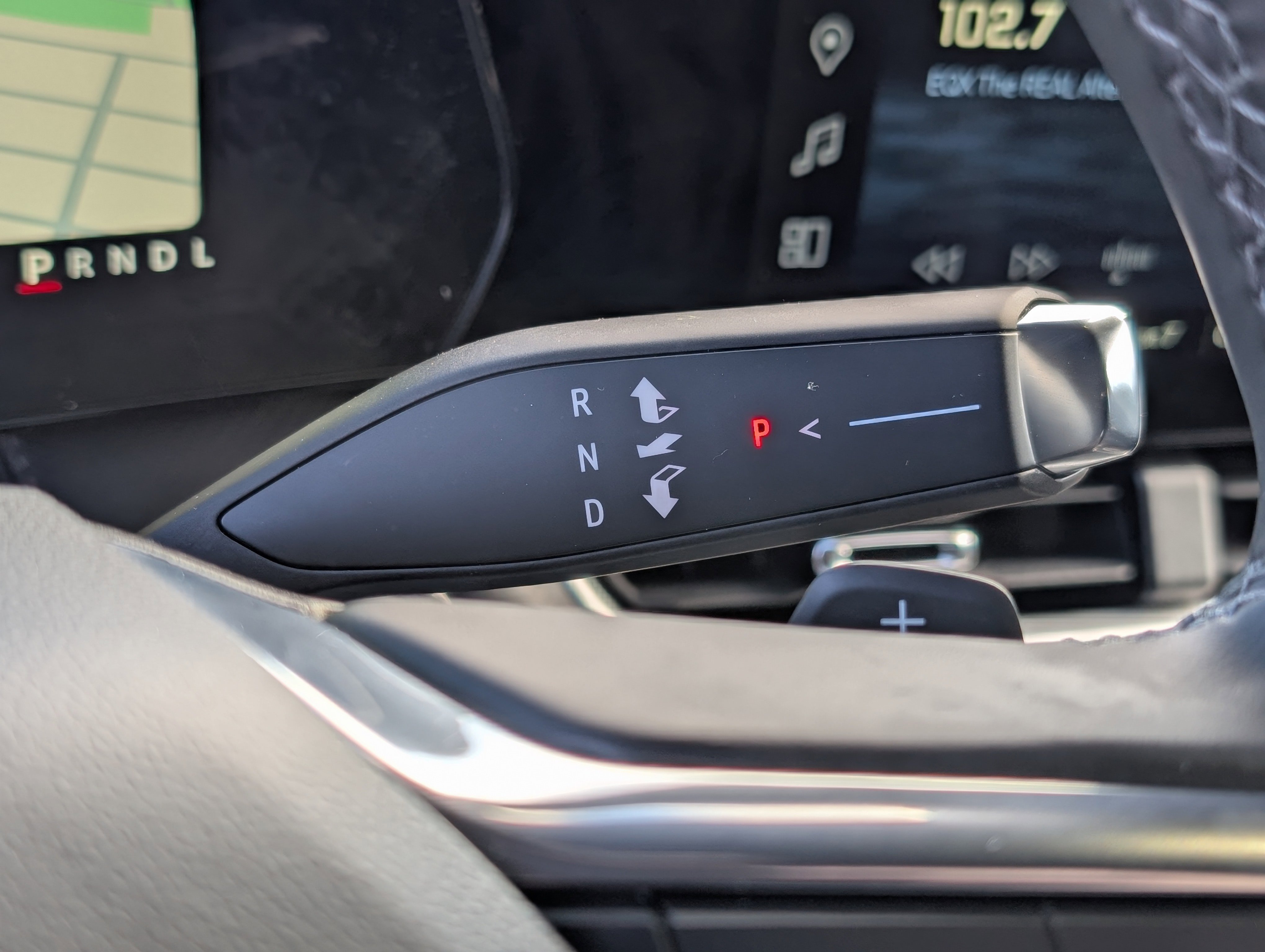 Used 2025 Chevrolet Equinox LT w/ Safety and Technology Package image 19