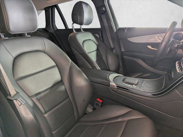 Certified 2022 Mercedes-Benz GLC 300 image 23