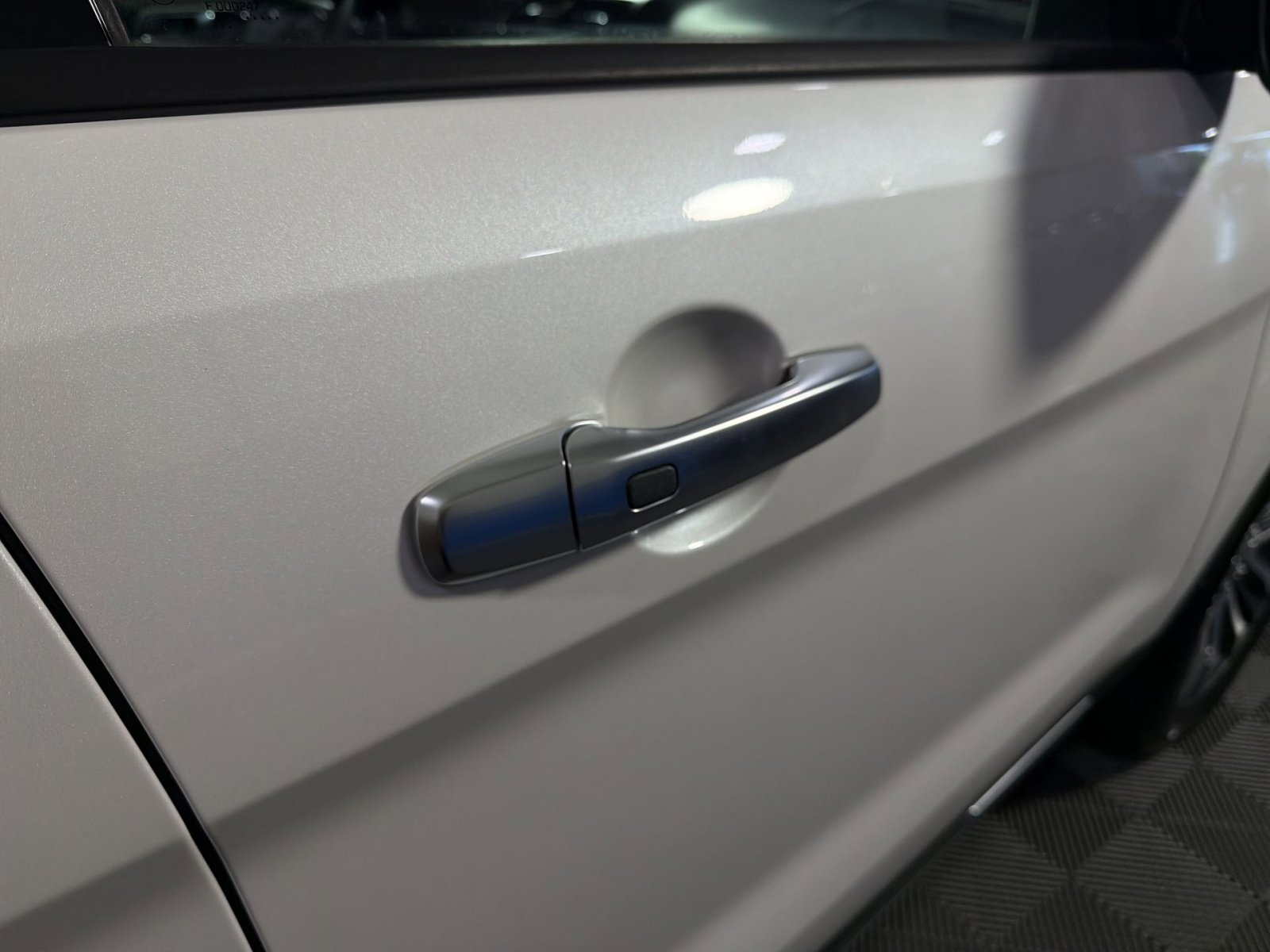 Used 2019 Ford Explorer Platinum AWD/4WD image 24