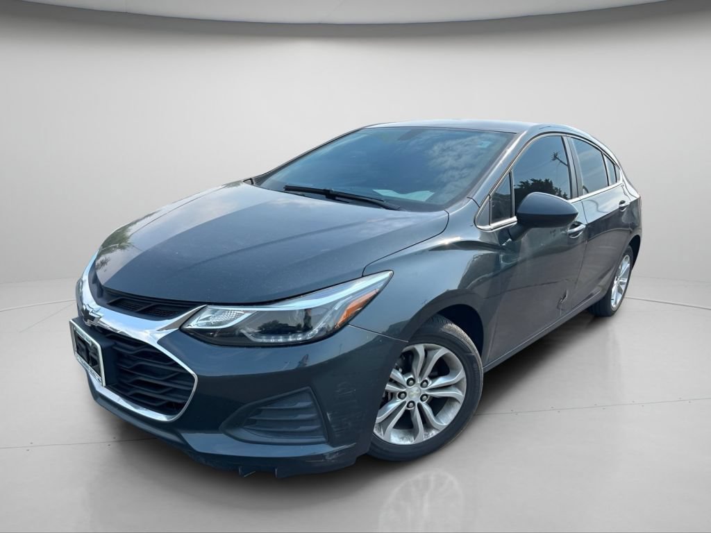 Used 2019 Chevrolet Cruze LT FWD image 16