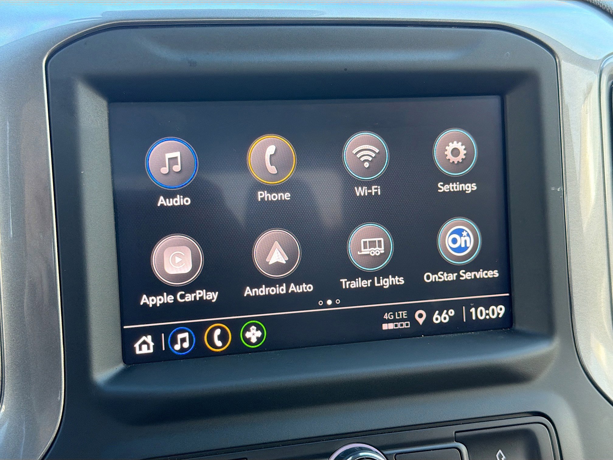 Used 2025 Chevrolet Silverado 2500 Custom w/ Custom Value Package image 30