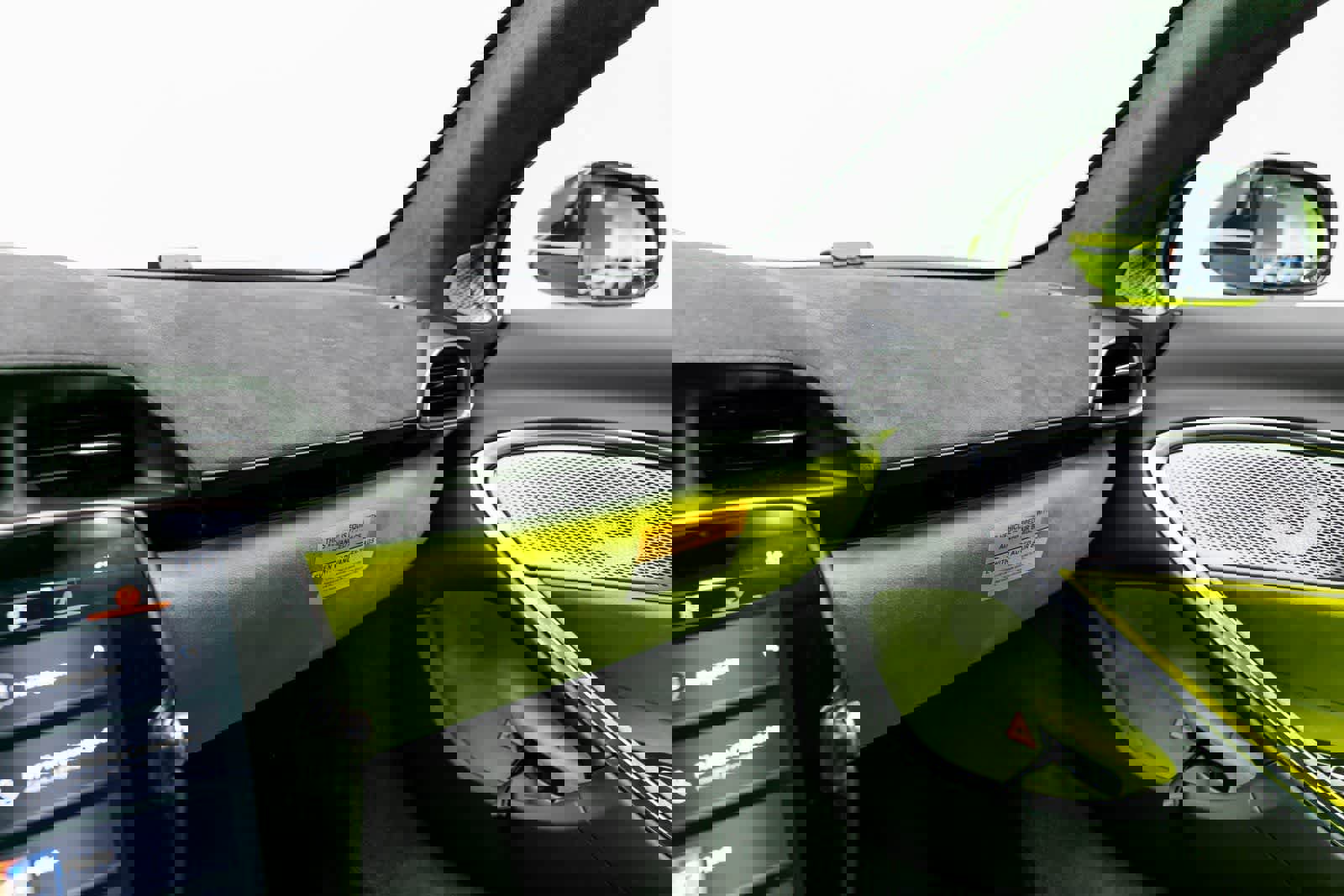 New 2026 McLaren Artura image 31