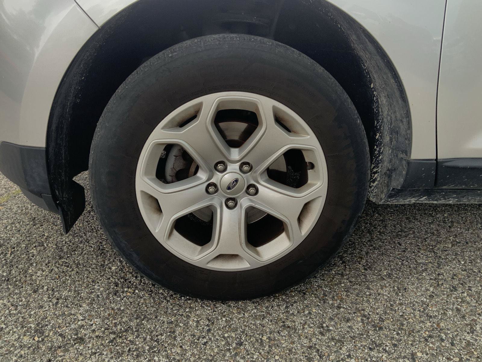 Used 2013 Ford Edge SEL FWD image 16