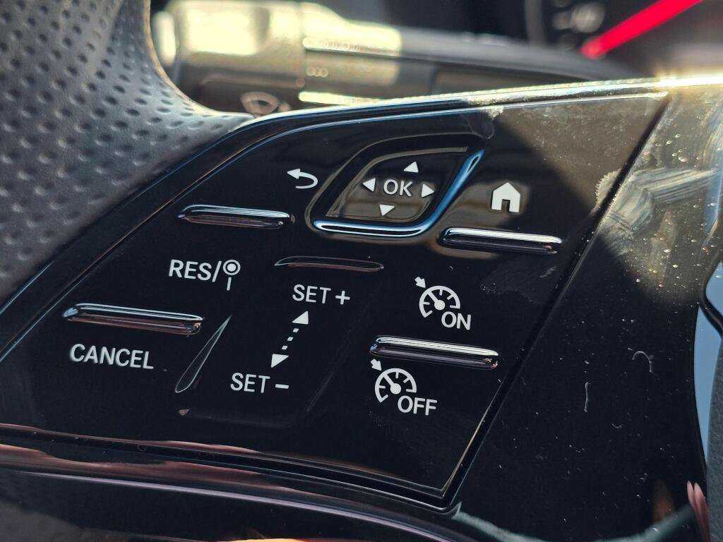 New 2025 Mercedes-Benz eSprinter 170 Cargo image 37