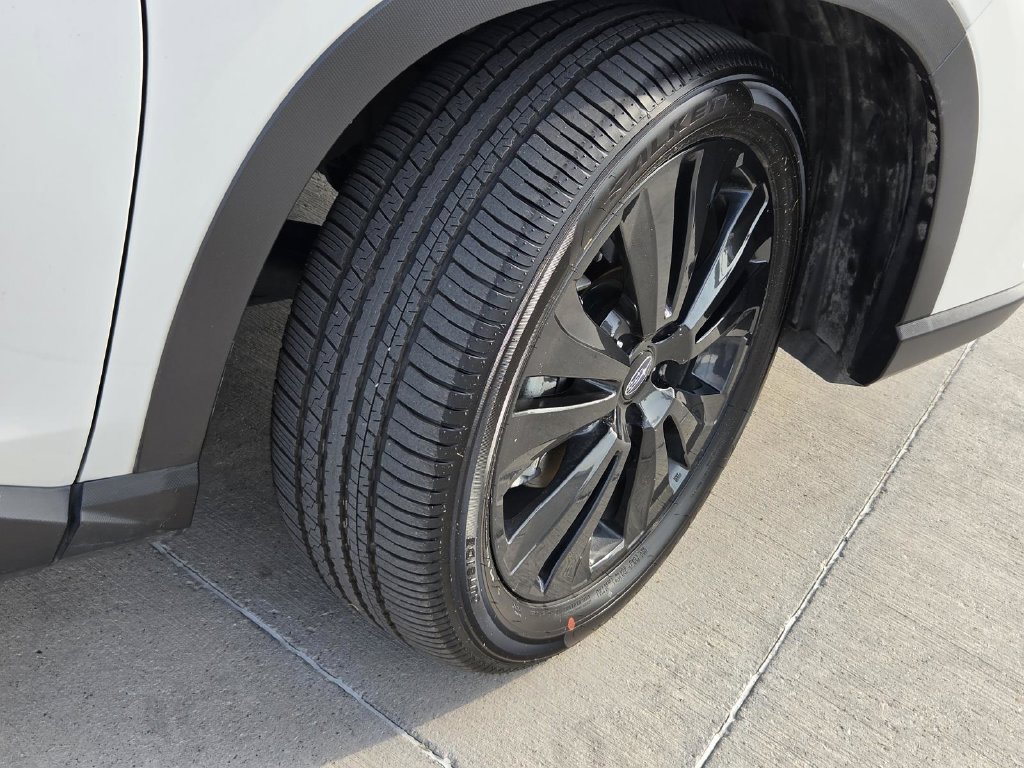 Used 2022 Subaru Ascent Onyx Edition AWD/4WD image 6