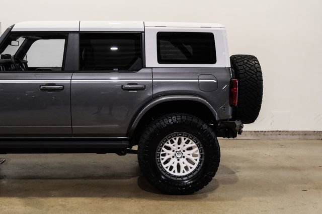 Used 2025 Ford Bronco Heritage Edition image 48