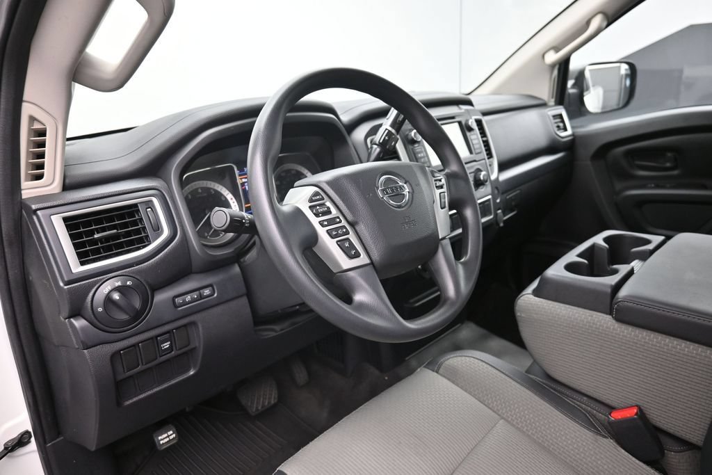 Used 2019 Nissan Titan S w/ S Utility Package AWD/4WD image 14