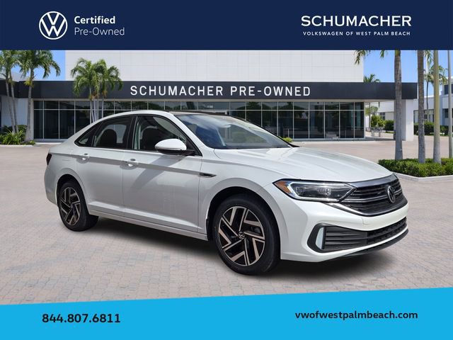 Certified 2022 Volkswagen Jetta SEL FWD image 1