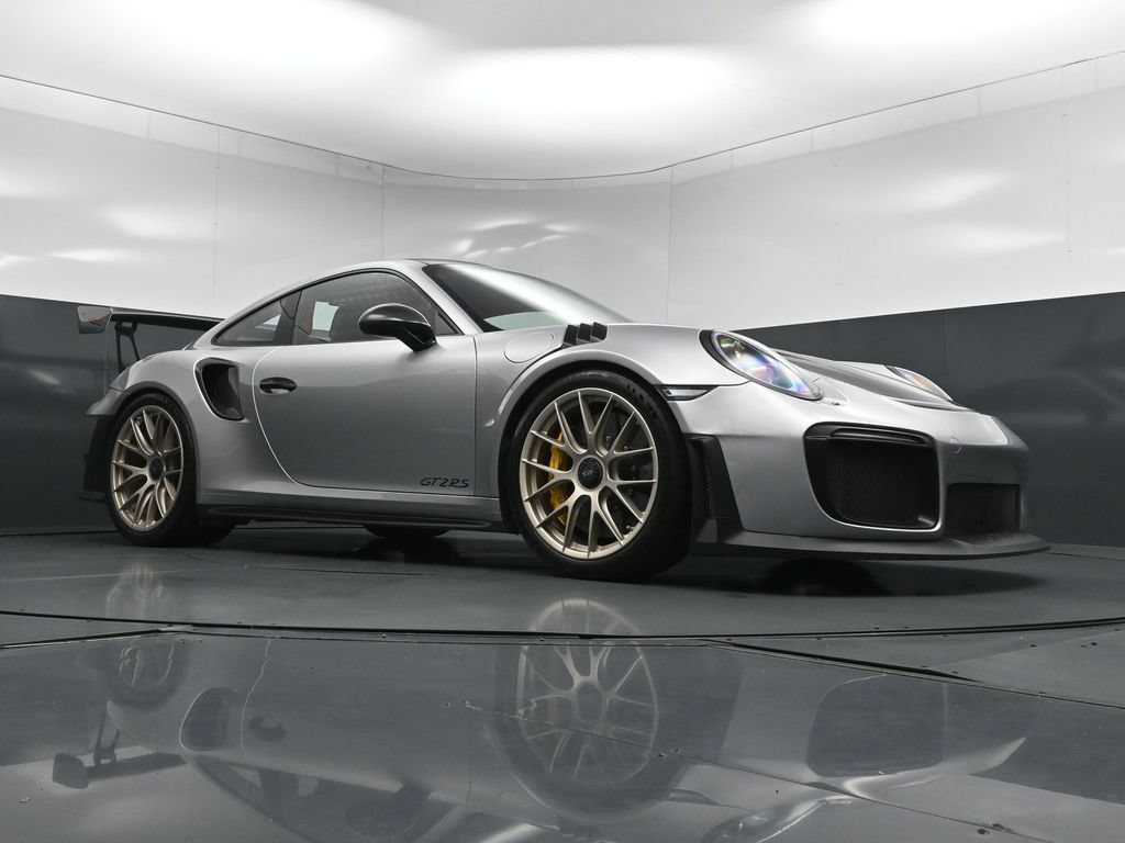 Used 2018 Porsche 911 GT2 RS RWD image 28