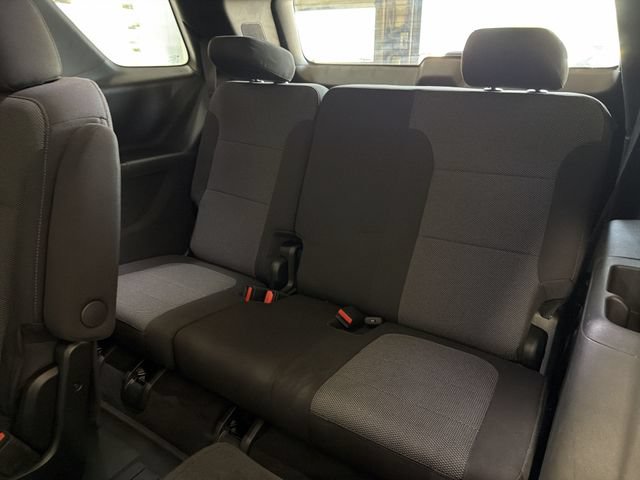 Certified 2023 Chevrolet Traverse LT FWD image 24