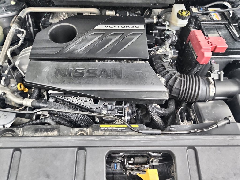 Used 2025 Nissan Rogue SV AWD/4WD image 37