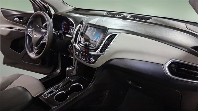 Used 2018 Chevrolet Equinox LS image 19
