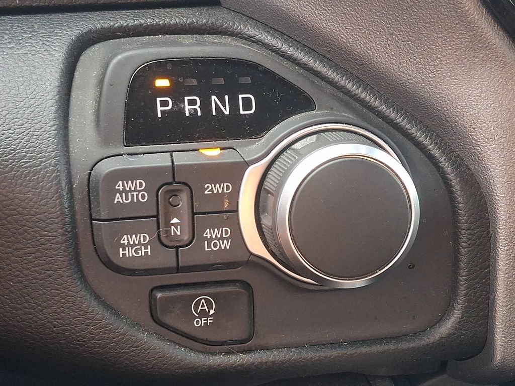 Used 2025 RAM 1500 Big Horn AWD/4WD image 16