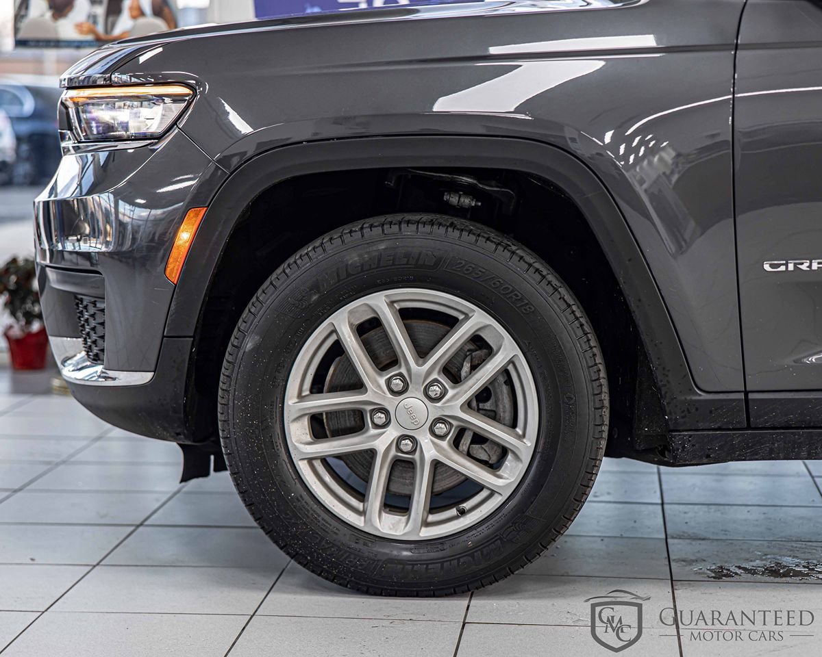 Used 2021 Jeep Grand Cherokee L Laredo w/ Luxury Tech Group I AWD/4WD image 7