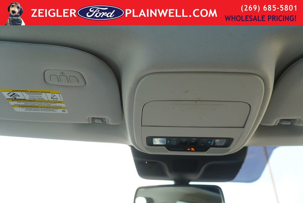 Used 2025 Ford Expedition Platinum image 34