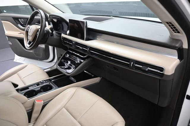 Used 2020 Lincoln Corsair FWD w/ Equipment Group 101A image 16