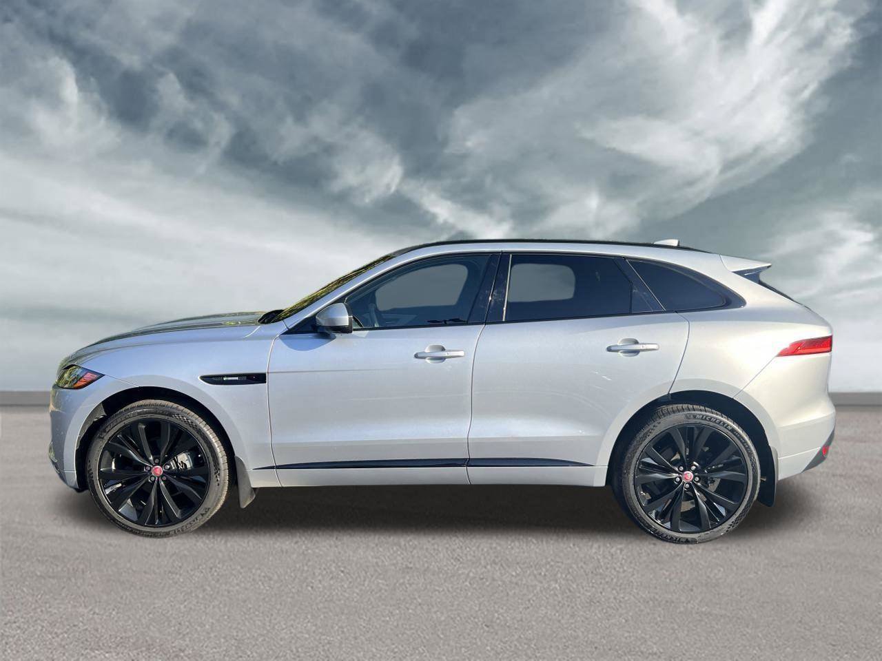 Used 2018 Jaguar F-PACE R-Sport AWD/4WD image 2