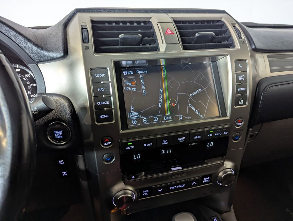 Used 2020 Lexus GX 460 Premium w/ Premium Package image 44