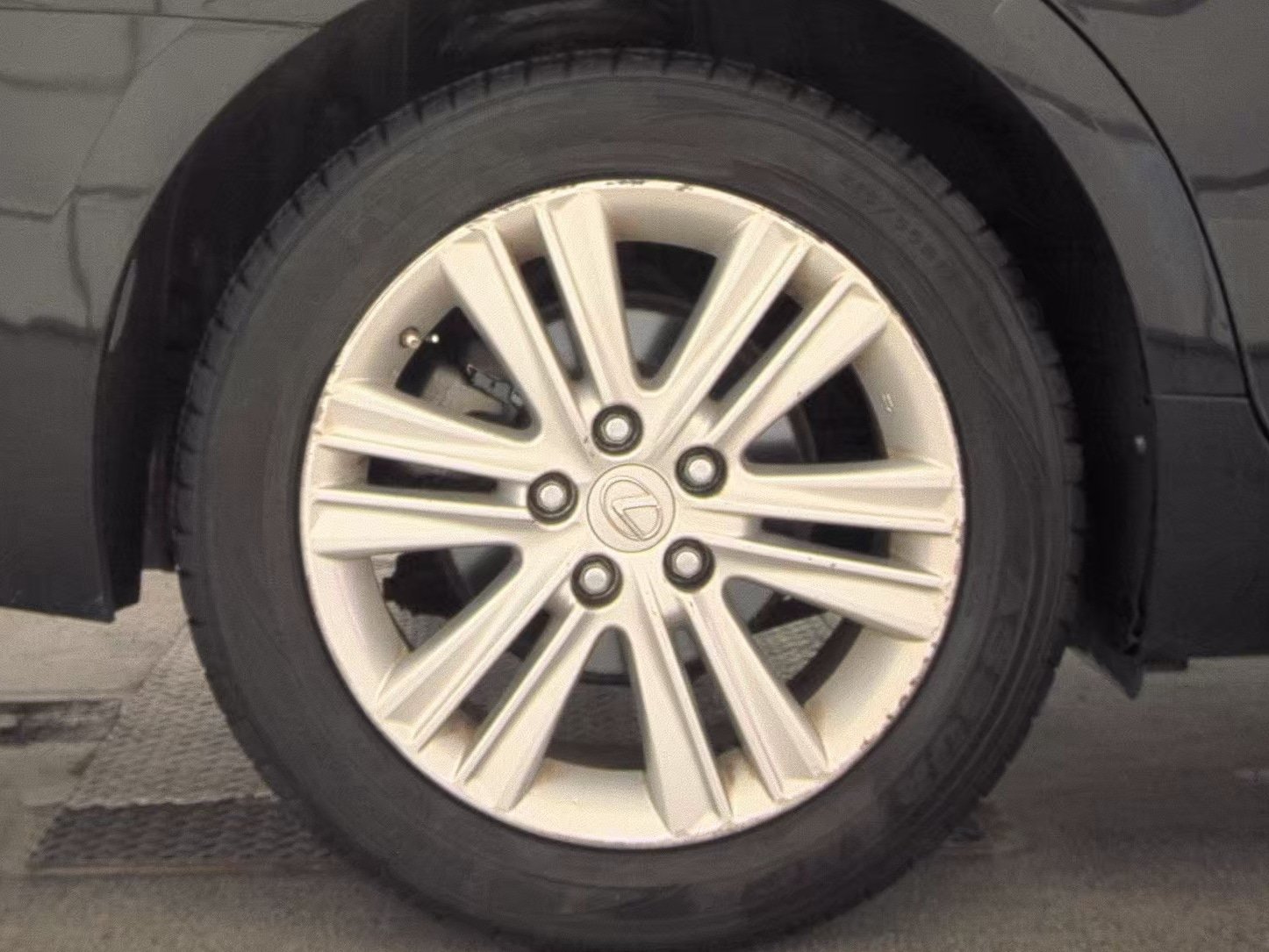 Used 2013 Lexus ES 350 w/ Premium Pkg FWD image 9