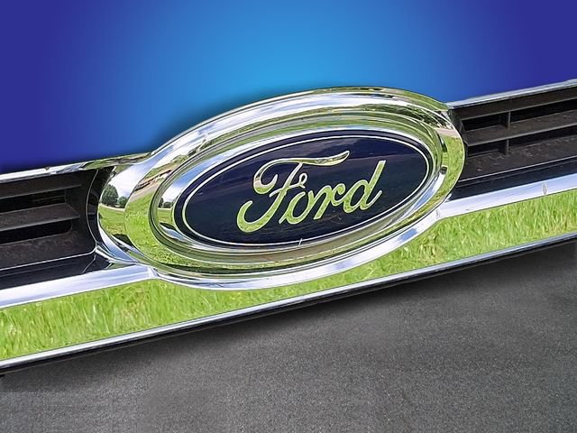 New 2023 Ford E-350 and Econoline 350 Super Duty w/ Driver's Safety Package RWD image 3