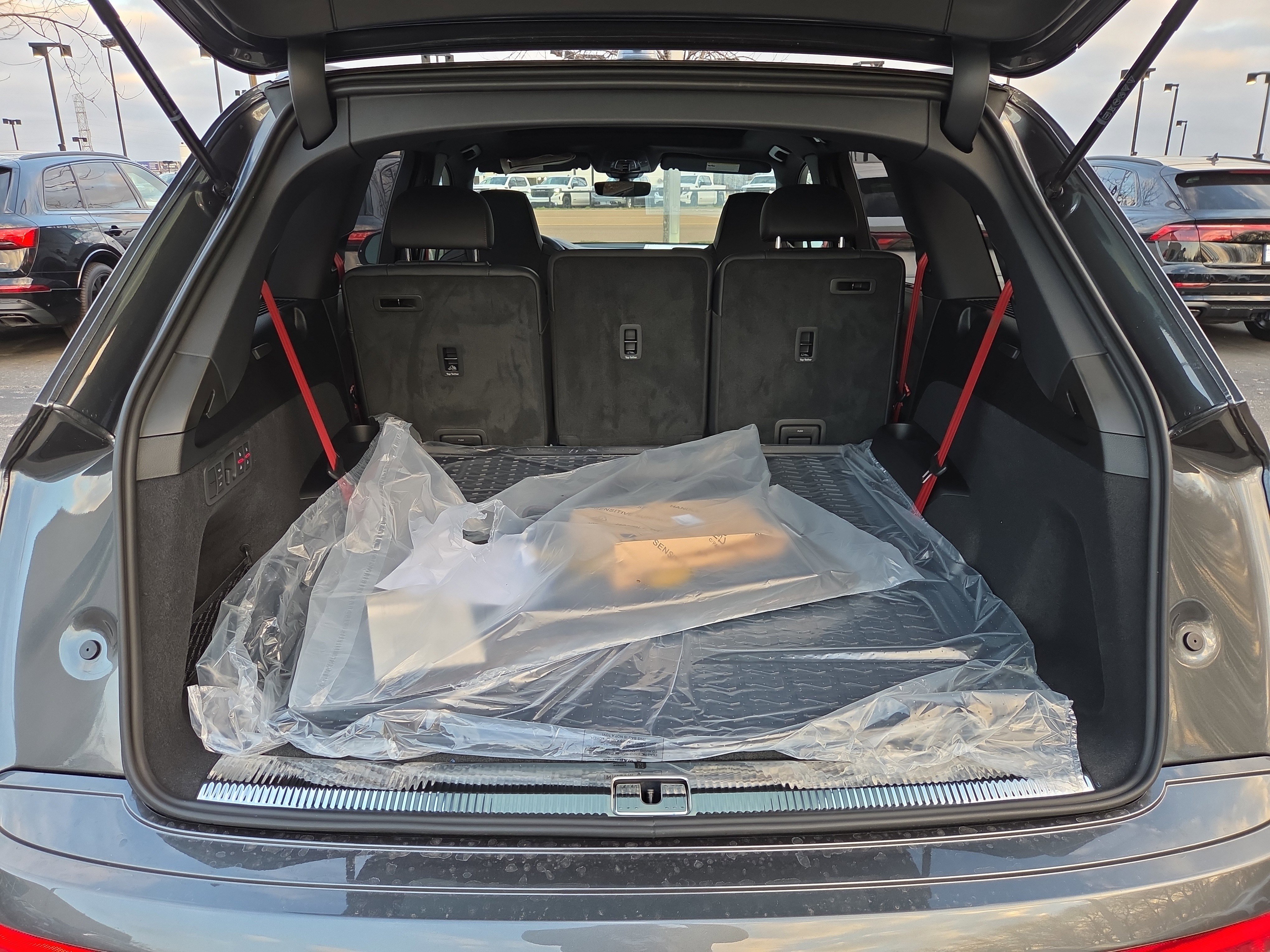 New 2026 Audi Q7 3.0T Prestige image 8