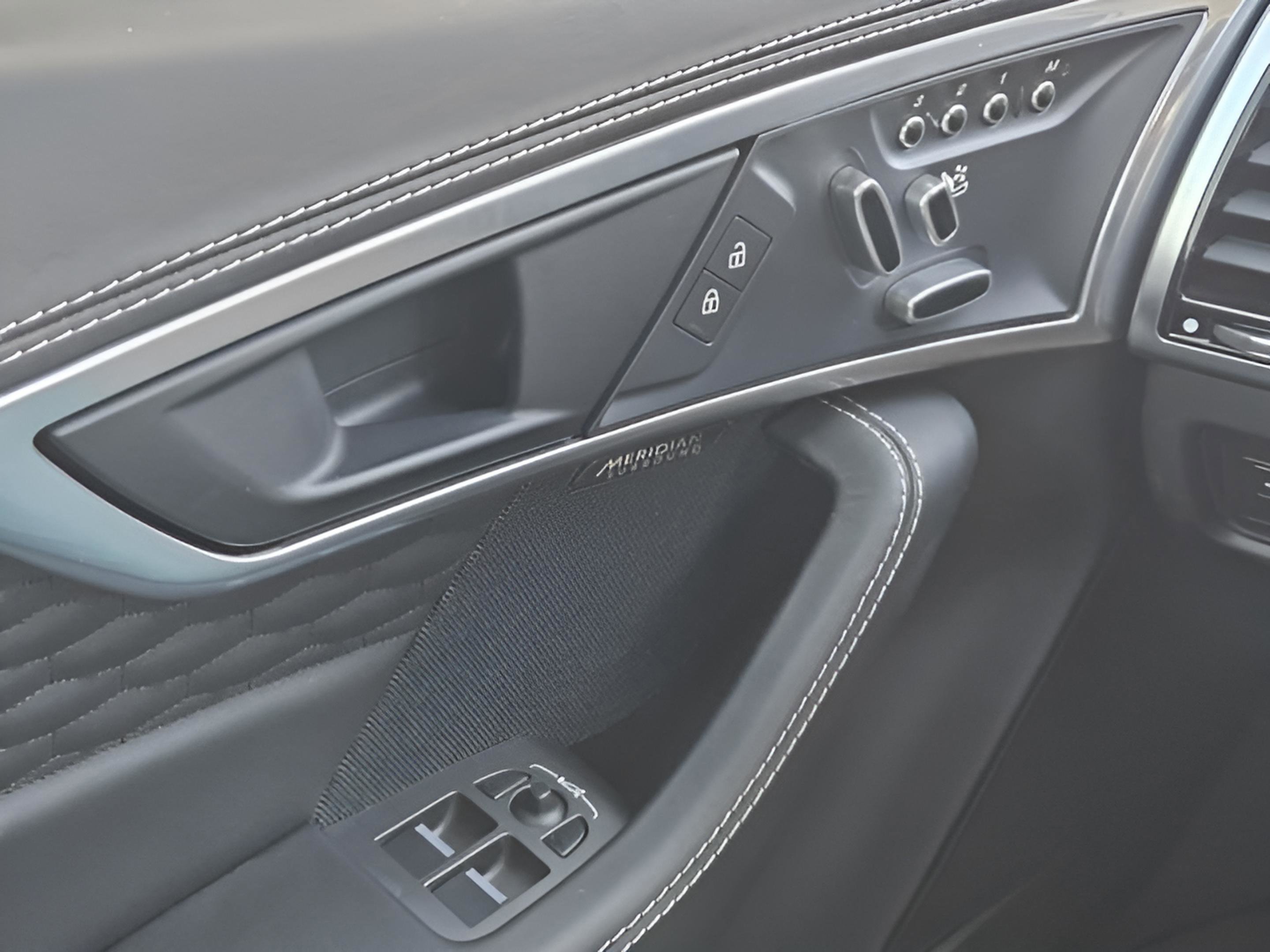 Used 2021 Jaguar F-TYPE First Edition image 24