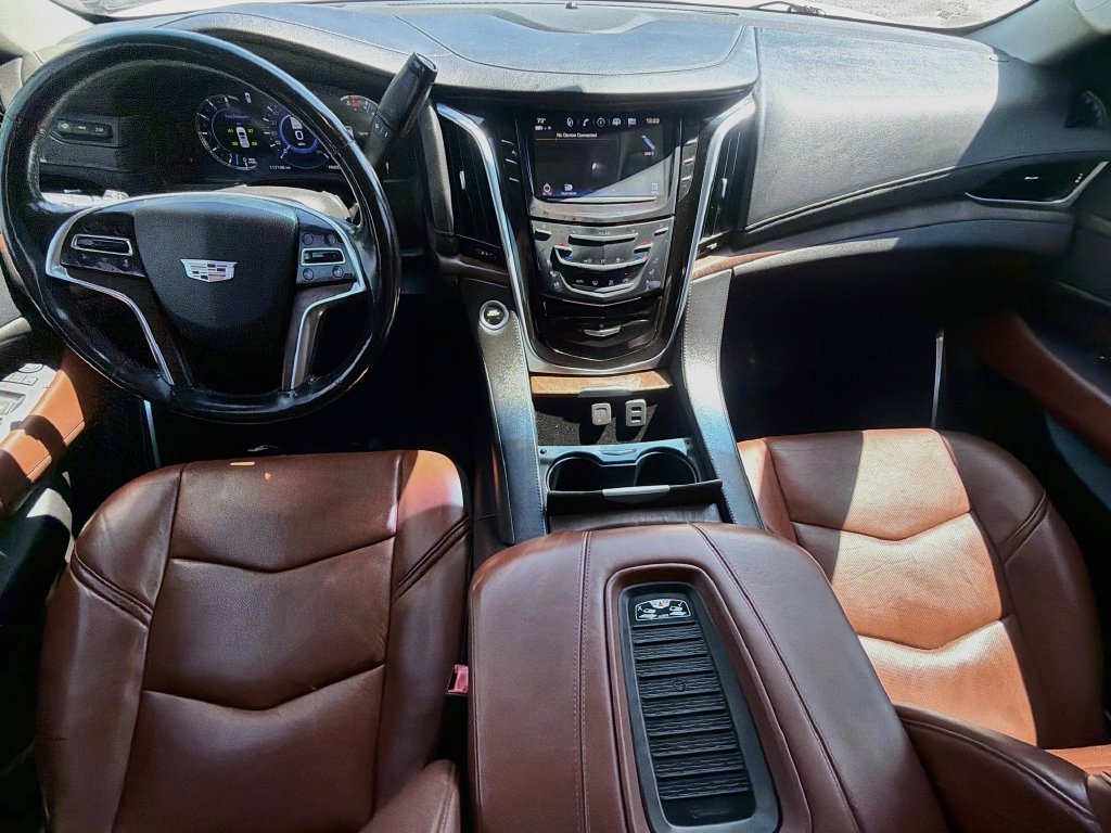 Used 2018 Cadillac Escalade ESV Luxury RWD image 17