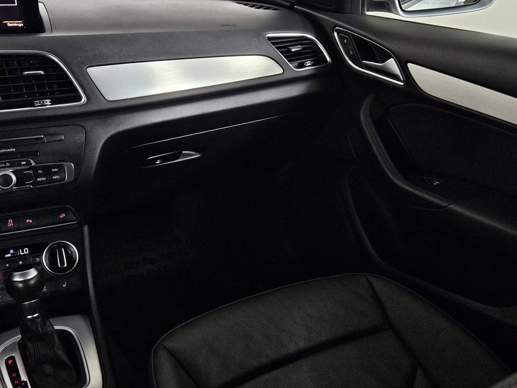 Used 2018 Audi Q3 2.0T Premium image 10