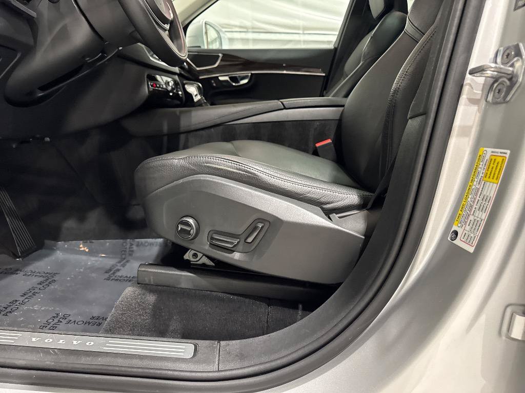 Used 2019 Volvo XC90 T6 Momentum w/ Protection Package AWD/4WD image 35