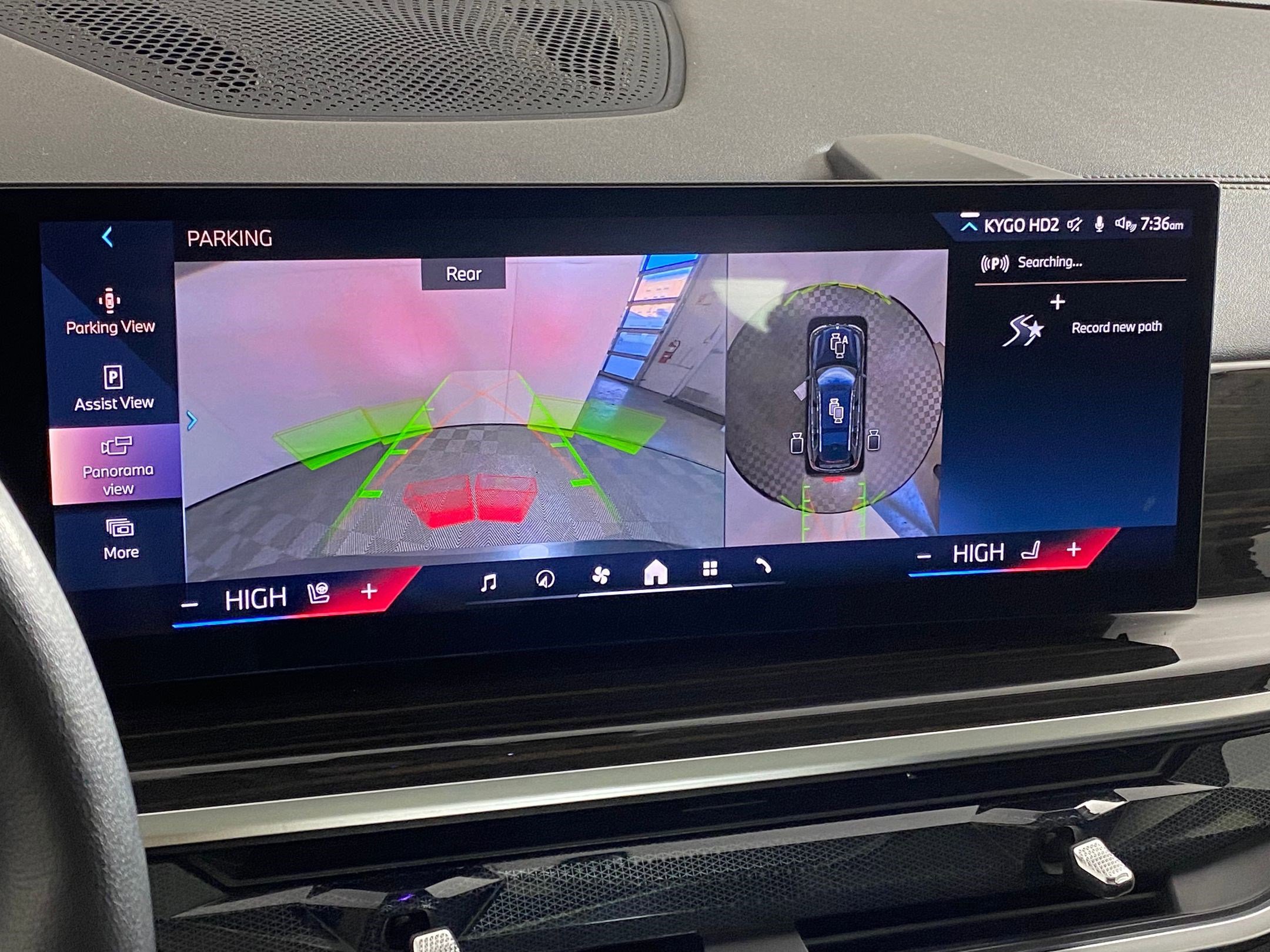 Certified 2025 BMW X7 xDrive40i image 26