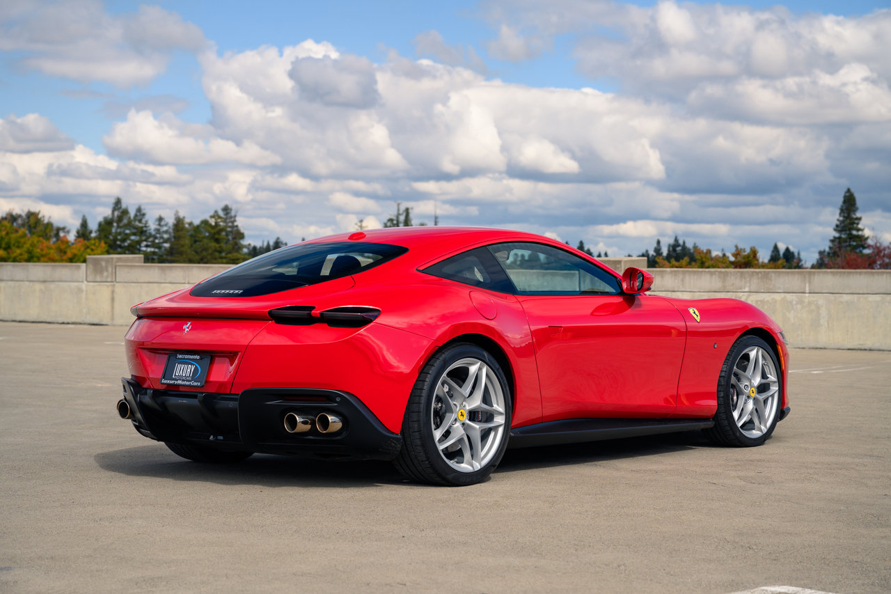 Used 2021 Ferrari Roma image 84